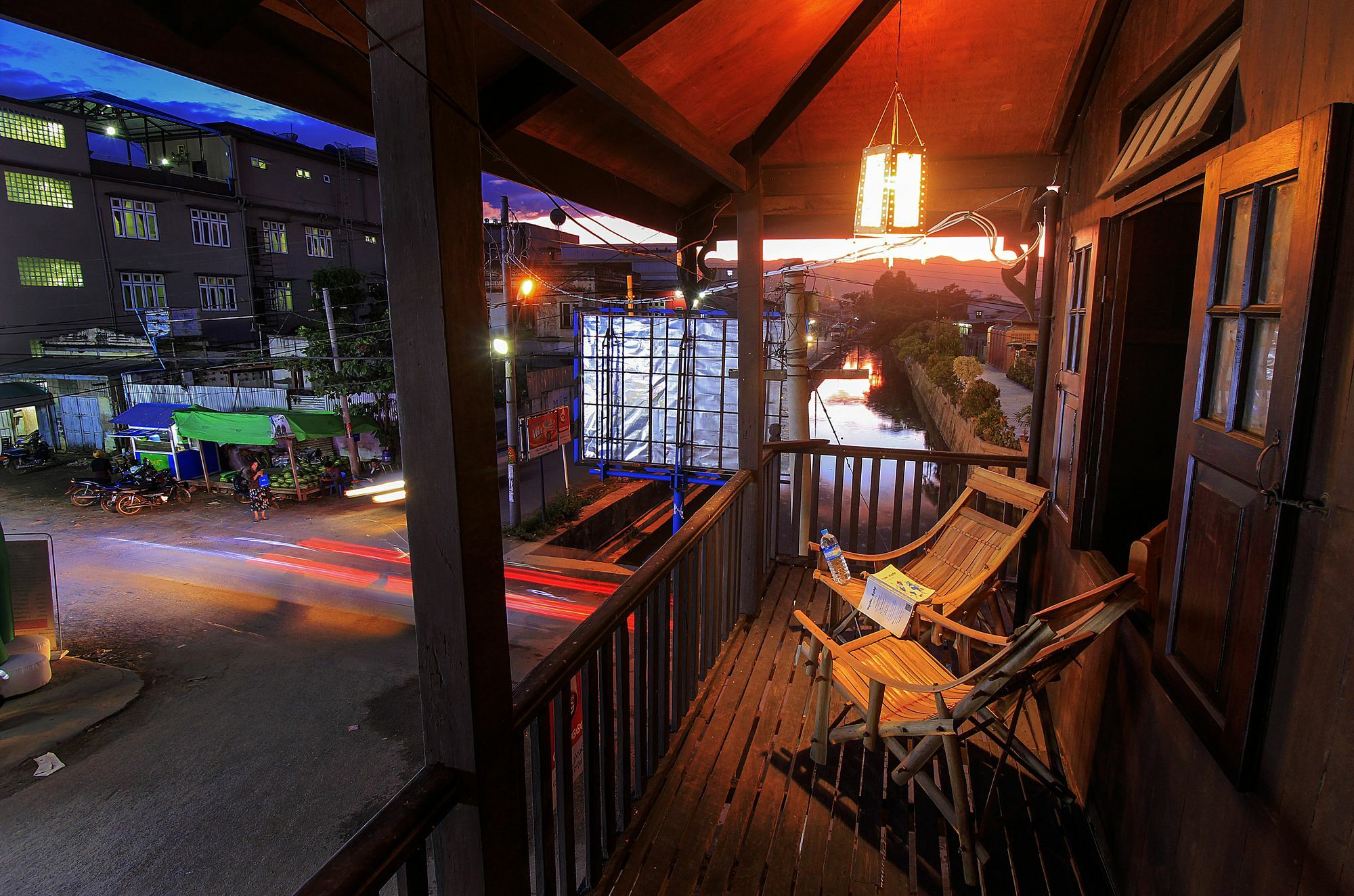 Hardwood Lodge Nyaung Shwe Buitenkant foto